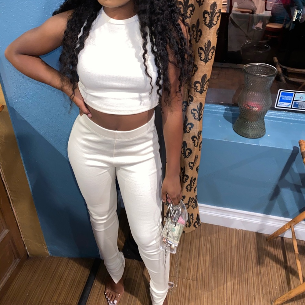 TWO PIECE SET